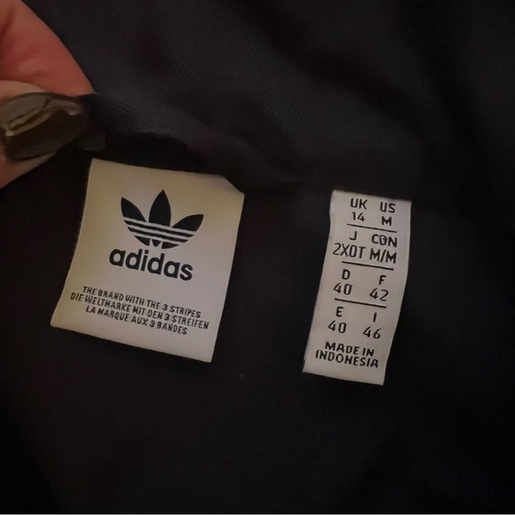 Adidas originals jacket - Picture 4 of 4